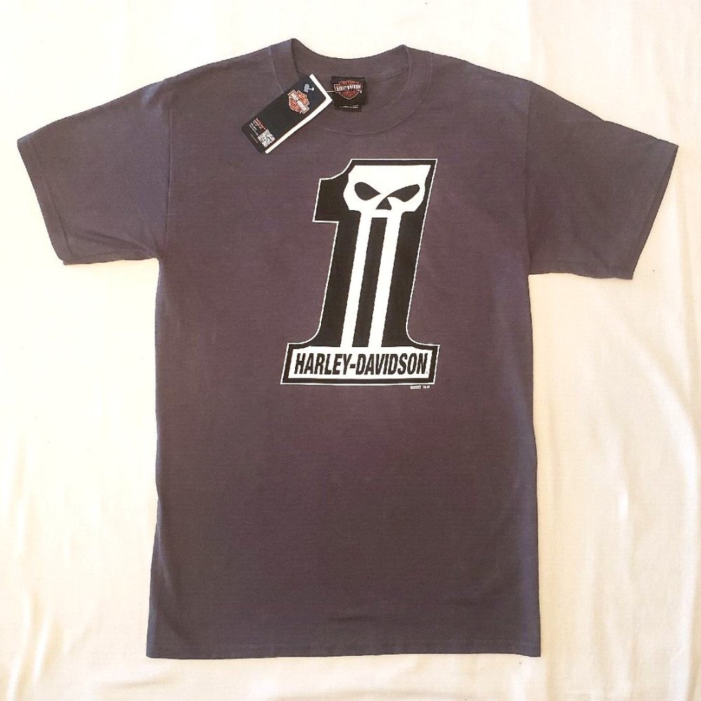 Men's Harley-Davidson Motorcycles "Custom Skull #1" T-shirt. Size Small, NWT